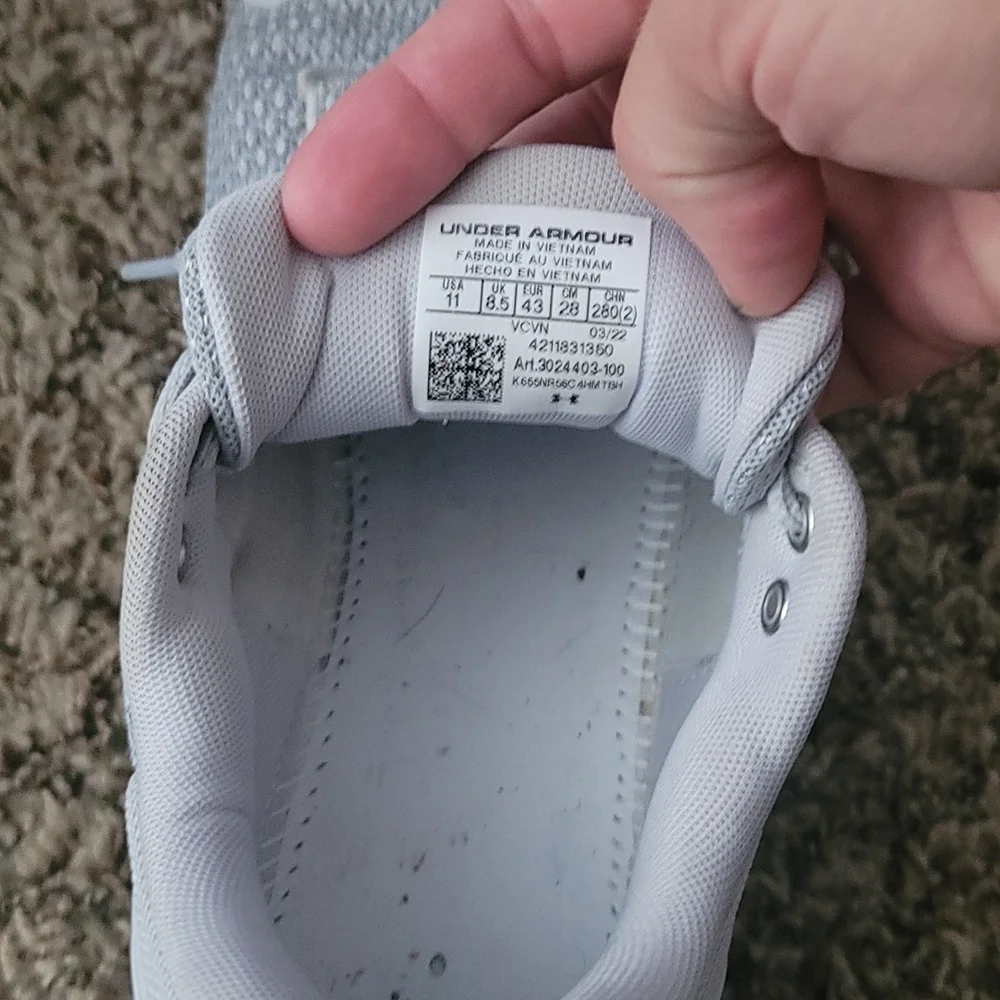 Under armour charged women's shoes - Picture 2 of 3